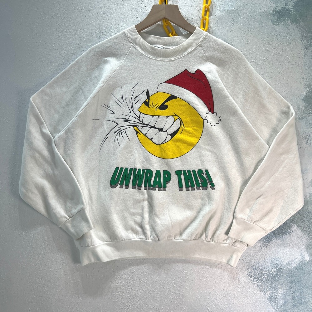VTG Freeze Unwrap‎ This Smiley Face Mens XL Sweatshirt White Christmas Santa USA